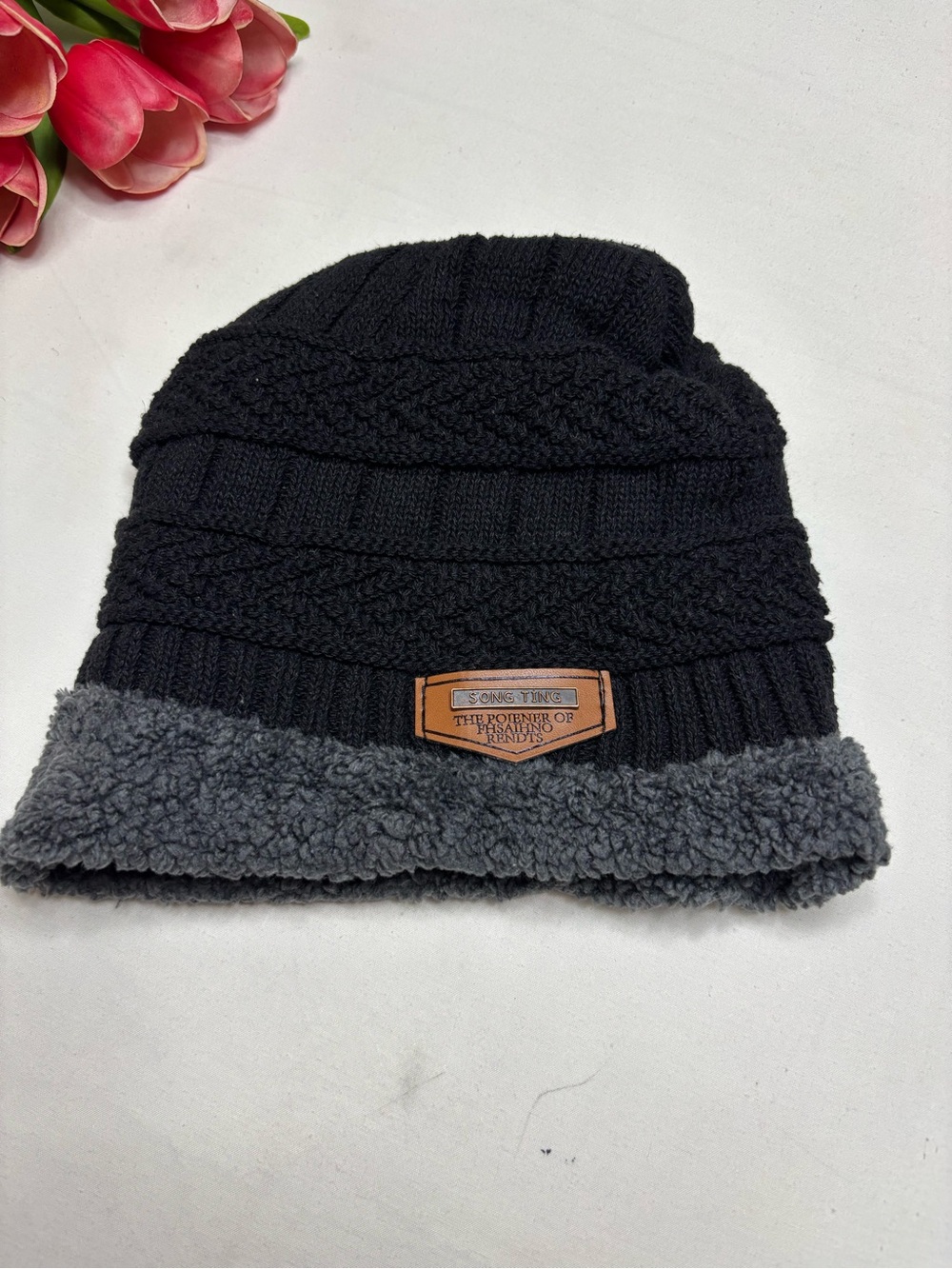 Unisex kids SONG TING Cable Knit
Beanie with Sherpa Fleece Lining and Trim